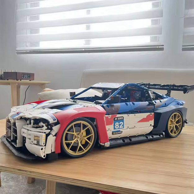 XJD JD040 1:8 M Power M4 Supersportwagen Modellbausatz – Rennwagen (4556 Teile) XJD