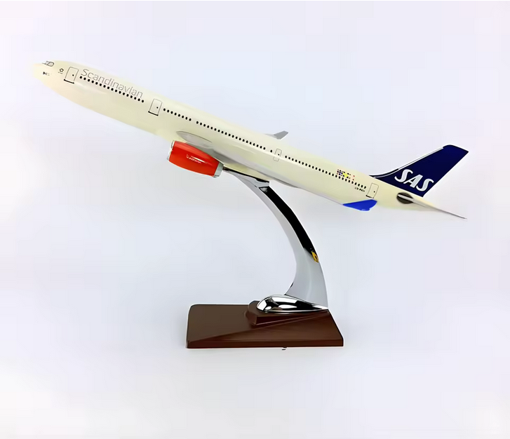 Airbus A330-300 Scandinavian Airlines Modellflugzeug 32 cm – 1:200 Resin Sammlermodell AAAA