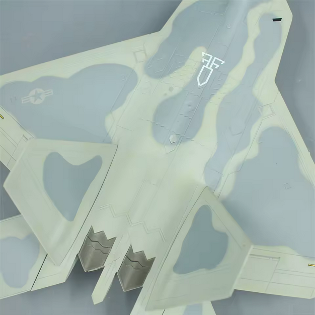 F-22 Raptor Modellflugzeug 1:48 – Metall Kampfflugzeug Sammlermodell USA AAAA