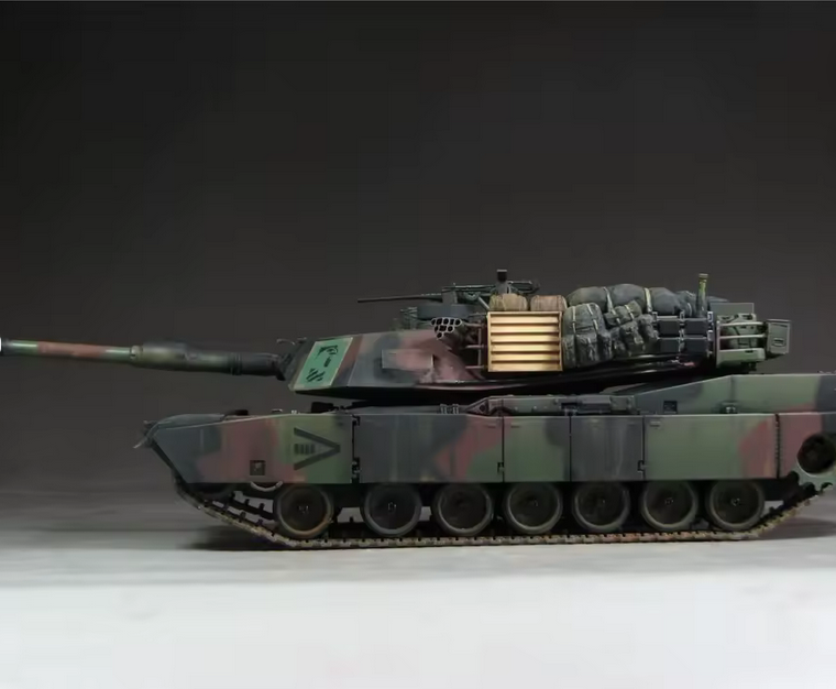 M1A1 / M1A2 Abrams Panzer Modell 1:35 – Hauptkampfpanzer Blanko Sammlermodell AAAA