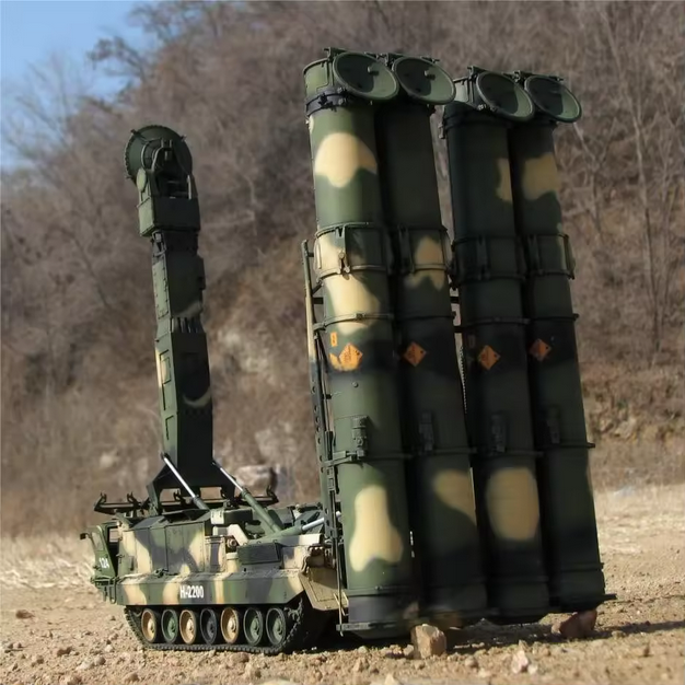S-300V 9A83 Raketenstartfahrzeug Modell 1:35 – Russisches Blanko Militärmodell Klemmkreativ
