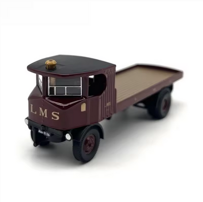 Volvo F88 Truck Modell 1:76 – Klassische Desktop Deko für LKW-Enthusiasten
