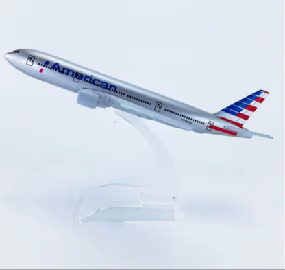 Boeing 777-200 Flugzeugmodell 1:400 – Dekoratives Sammlermodell (16 cm)